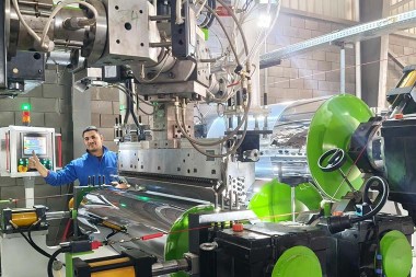 Surloka Komisiado de PET-Folia Produktlinio por Egiptaj Klientaj Solvoj